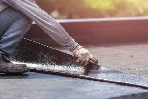 Professional Vapor Barrier Installation technician working in Camden, MI